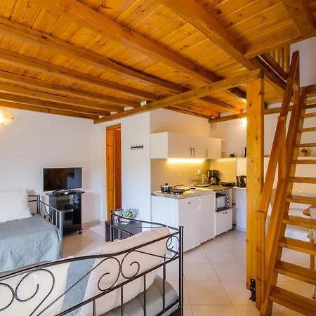 בית נופש Louisa *