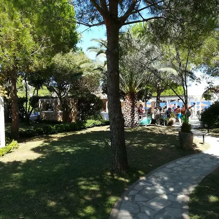 בית נופש Louisa Kanapitsa (Skiathos)